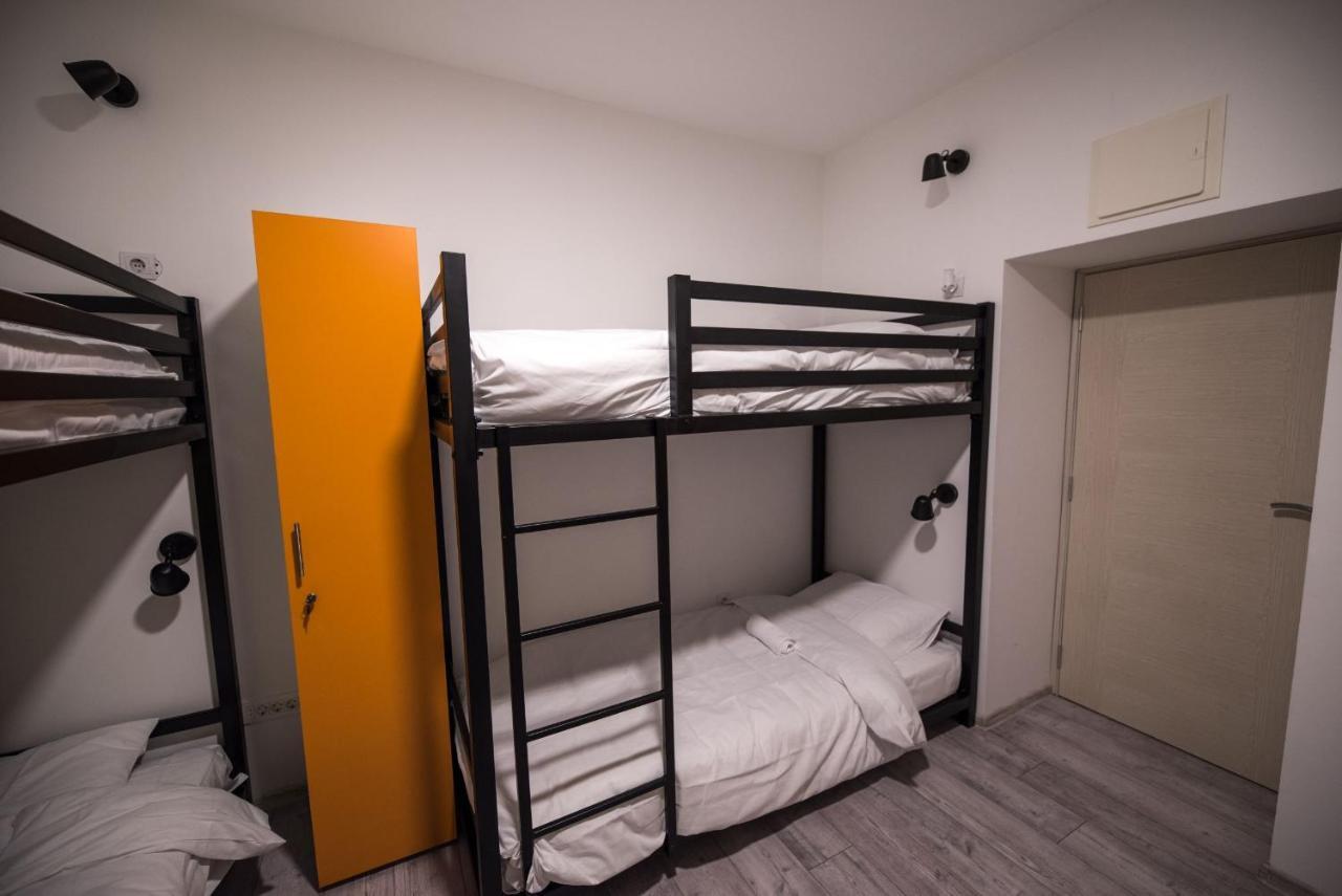 Hostel Evropa Никшич Экстерьер фото