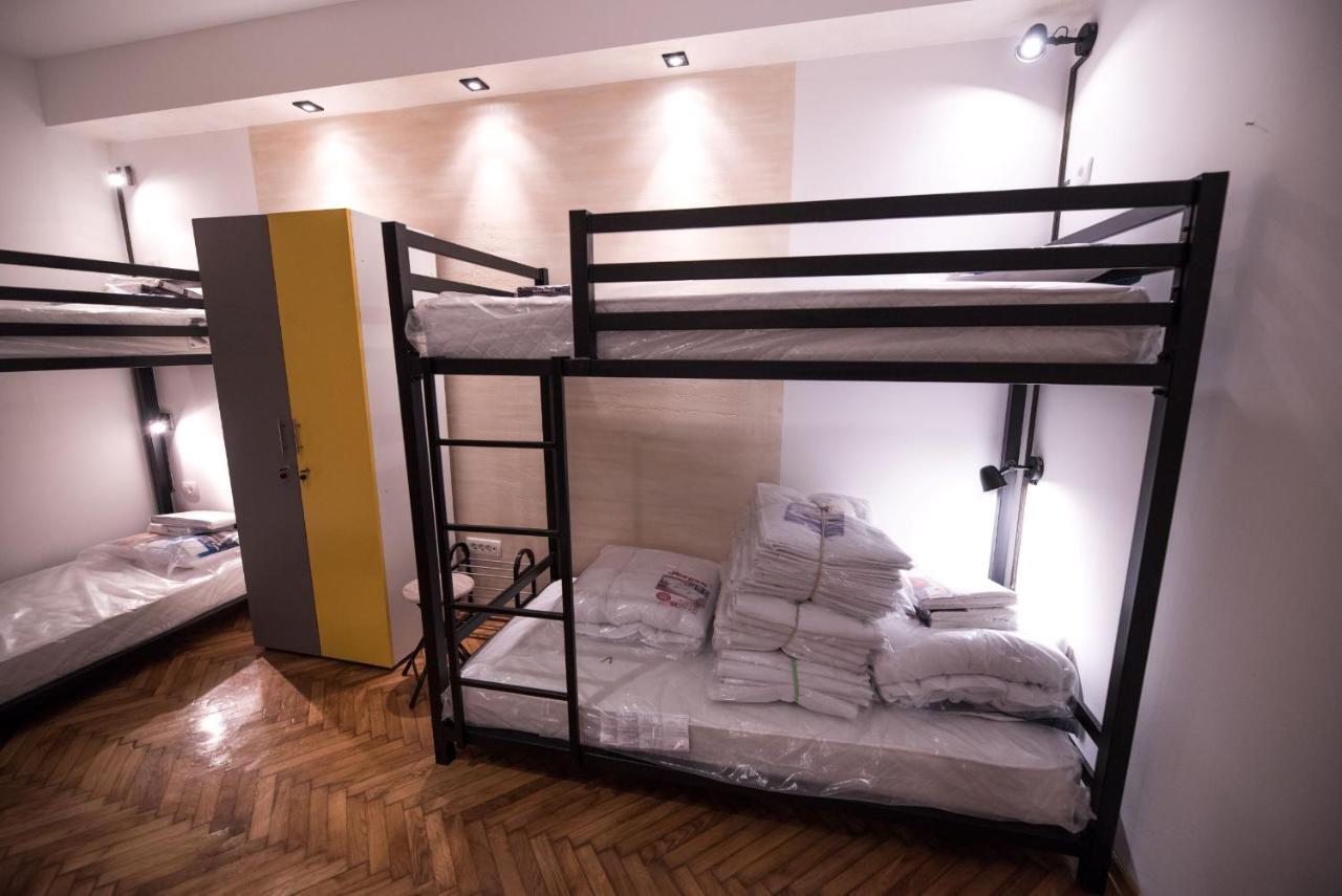 Hostel Evropa Никшич Экстерьер фото